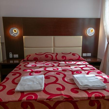 Mbs Marconi Bridge Suites Guest House Róma Kültér fotó